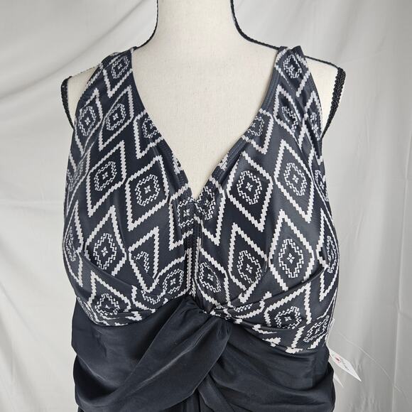 Perona Women's Swimdress One Piece Swimsuit Retro Print Swimwear 24W NWT - Picture 2 of 8